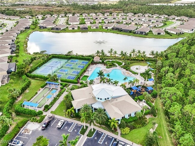 3421 Cancun Ct in Cape Coral, FL - Building Photo - Building Photo