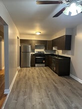 419 W Stevens Dr, Unit ONE BED in Addison, IL - Foto de edificio - Building Photo