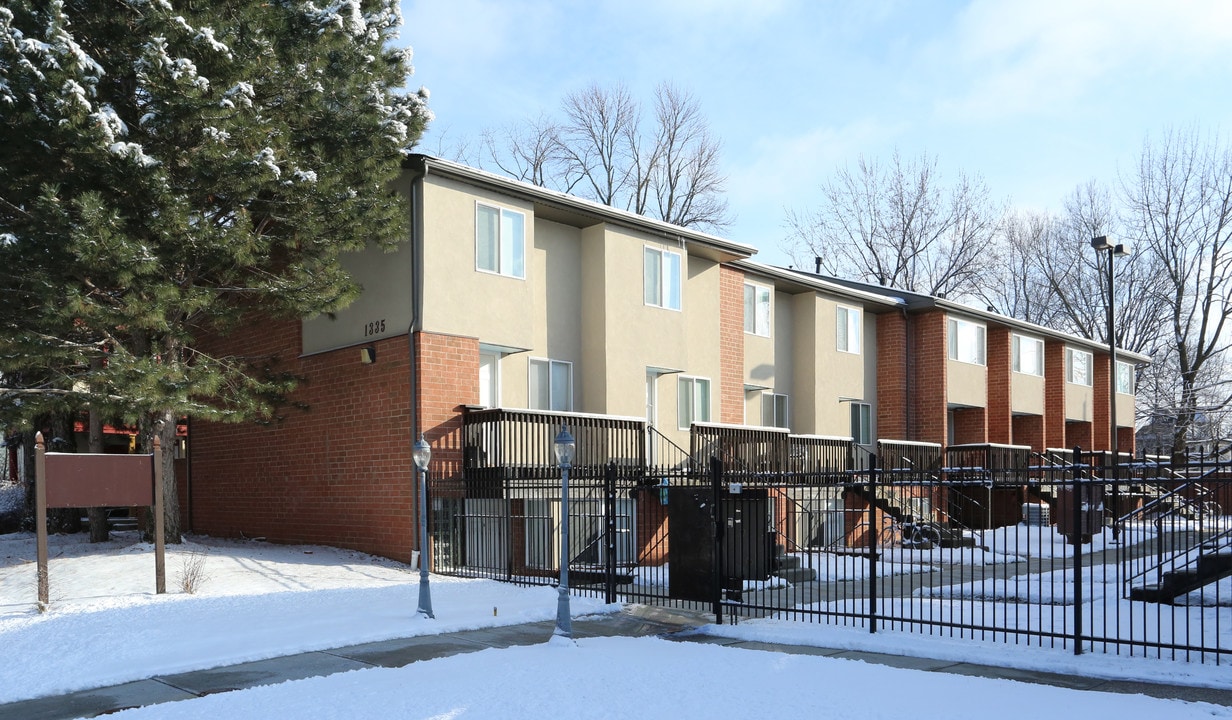 Rosa Parks Apartments in Columbus, OH - Building Photo