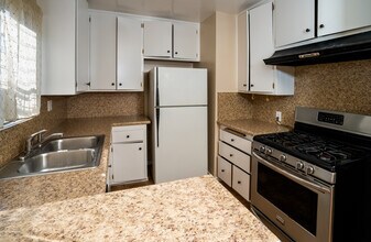 2318 10th St, Unit 1 in Santa Monica, CA - Foto de edificio - Building Photo