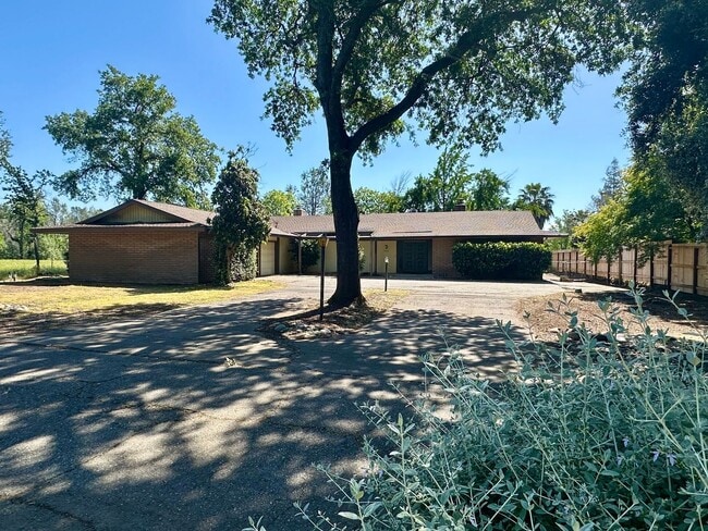 property at 5939 Riverside Dr
