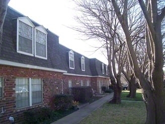 Richland Chateau in Richland Hills, TX - Foto de edificio