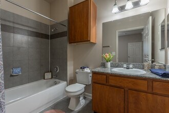 Atascocita Pines in Humble, TX - Building Photo - Interior Photo