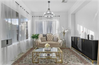 2723 Tudor Manor in Houston, TX - Building Photo - Building Photo
