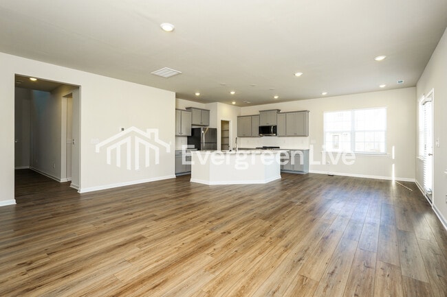 834 Pear Blossom Ct in Winston-Salem, NC - Building Photo - Building Photo