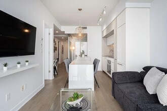 1255 Rue Saint-Jacques, Unit SI ID1262044P in Montréal, QC - Building Photo - Building Photo