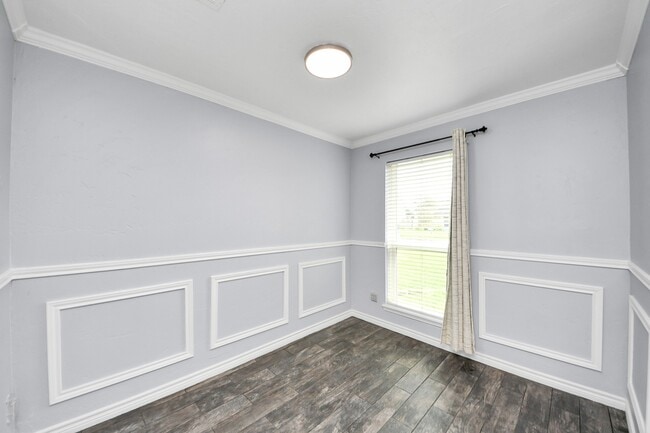 property at 6535 Trimstone Dr