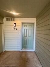 148 W Rockrimmon Blvd in Colorado Springs, CO - Building Photo - Building Photo