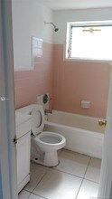 821 NW 7th Ave-Unit -1 in Hallandale Beach, FL - Building Photo - Building Photo