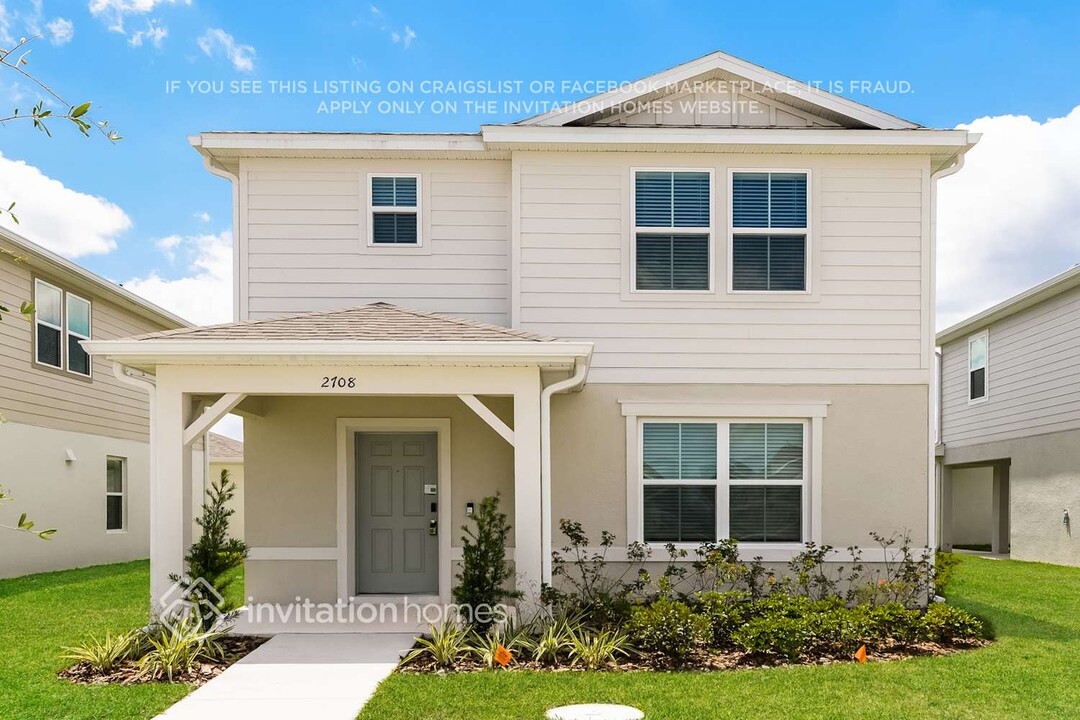 2708 Peace Of Mind Ave in Kissimmee, FL - Building Photo