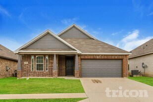 10353 Ft Ewell Trl in Crowley, TX - Building Photo