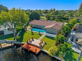 1485 NE 57th St in Fort Lauderdale, FL - Building Photo