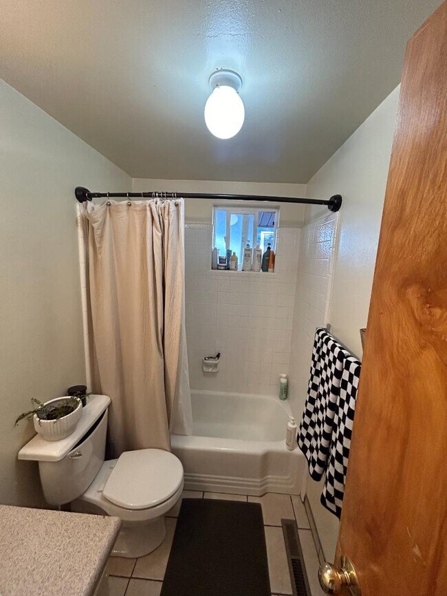 519 E 800 N in Logan, UT - Building Photo - Building Photo