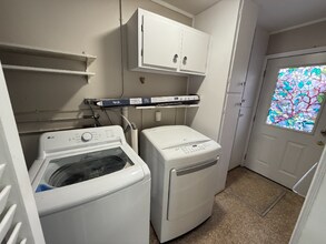 5326 Rawlings Dr in Dayton, OH - Foto de edificio - Building Photo