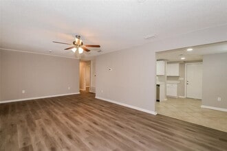 812 65th Ave W in Bradenton, FL - Building Photo - Building Photo