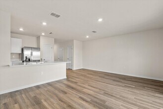 17409 Haysack Ter in Lakewood Ranch, FL - Building Photo - Building Photo