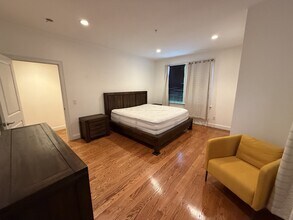 37 Coffey St in Boston, MA - Building Photo - Building Photo