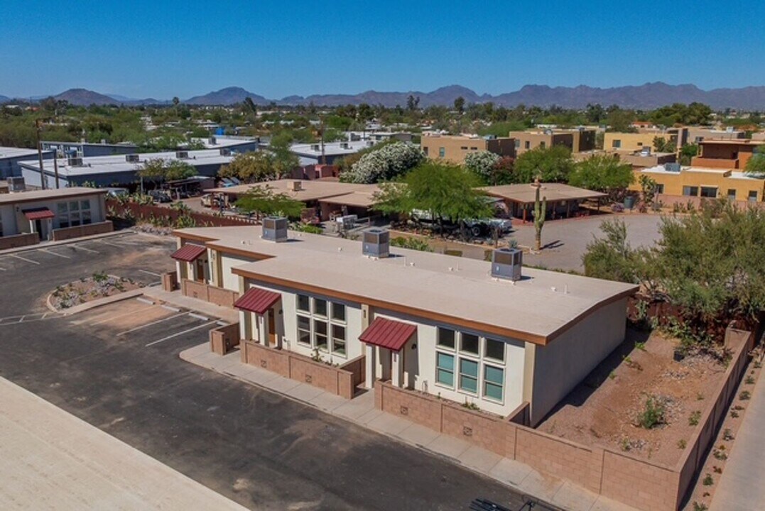 544 E Limberlost Dr in Tucson, AZ - Building Photo