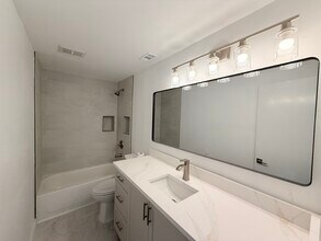 537 Outrigger Ln in Longboat Key, FL - Building Photo - Building Photo