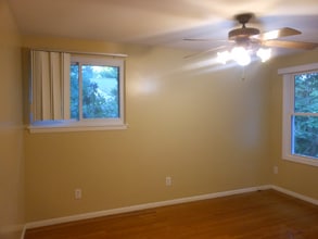 14 Lyman Rd in Framingham, MA - Building Photo - Building Photo