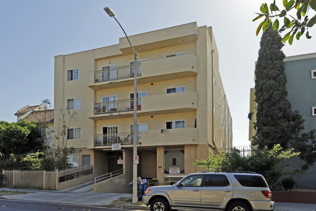 310 S New Hampshire Ave in Los Angeles, CA - Foto de edificio