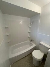 333 N Ellis St-Unit -333 N Ellis St -Unit F in Cape Girardeau, MO - Building Photo - Building Photo