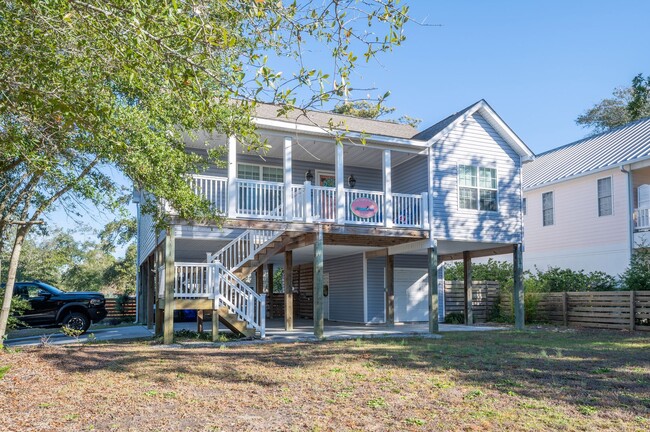 property at 4502 E Oak Island Dr