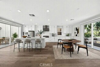 346 Chorus in Irvine, CA - Building Photo - Building Photo