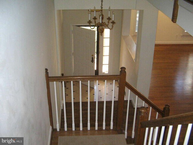 6617 Madison McLean Dr in McLean, VA - Foto de edificio - Building Photo