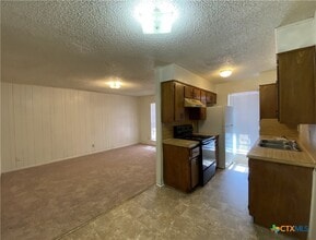 1105 Parmer Ave in Killeen, TX - Building Photo - Building Photo