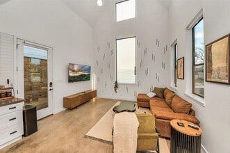 6161 Culberson St in Houston, TX - Building Photo - Building Photo