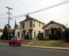 402-410 Park Way in Chula Vista, CA - Building Photo - Building Photo