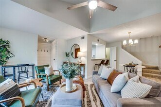 7640 W Greenway Blvd in Dallas, TX - Building Photo - Building Photo