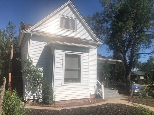 601 N Wahsatch Ave in Colorado Springs, CO - Foto de edificio - Building Photo