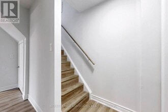 285 Bartley Bull Pkwy in Brampton, ON - Building Photo - Building Photo