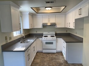 713 N Corvette Dr, Unit 1 in Ontario, CA - Foto de edificio - Building Photo