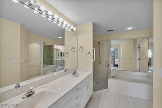 8251 Grand Palm Dr in Ft. Myers, FL - Building Photo - Building Photo