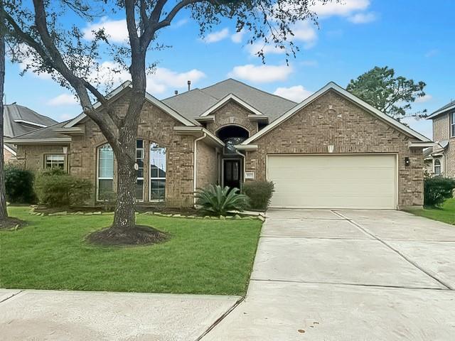 9819 Brilliant Lake Dr in Humble, TX - Building Photo