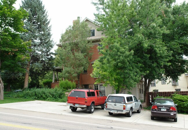 1025 3rd Ave in Longmont, CO - Building Photo - Building Photo