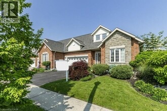 747 Garden Ct Crescent in Woodstock, ON - Building Photo - Building Photo