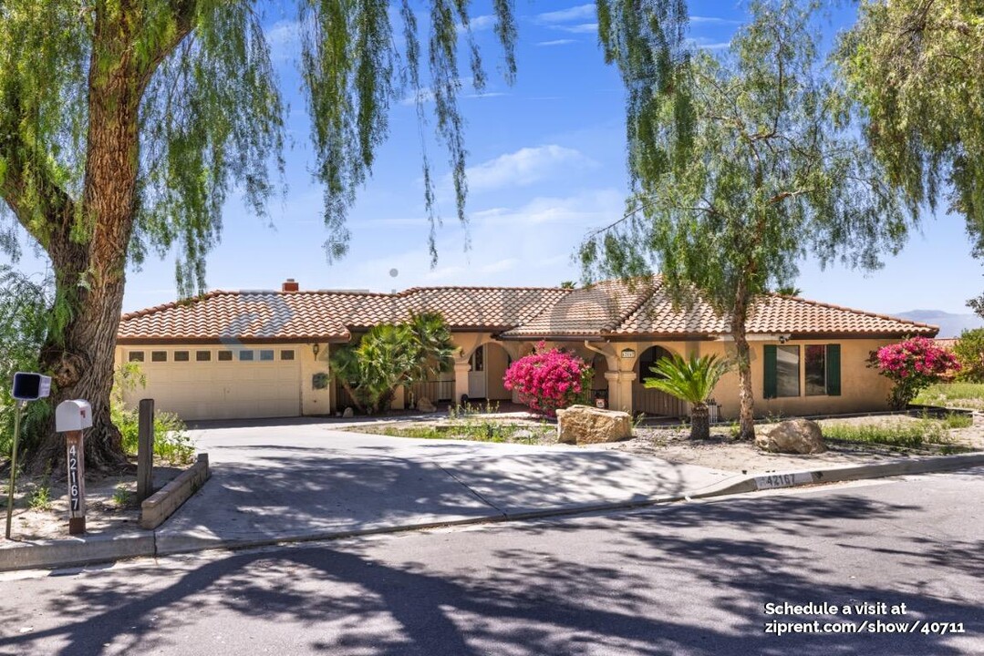 42167 San Jose Dr in San Jacinto, CA - Building Photo