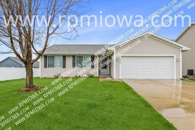 property at 908 SW 47th Cir