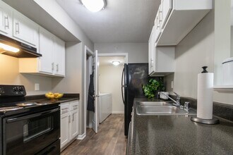 Trails of Saddlebrook in Florence, KY - Foto de edificio - Building Photo