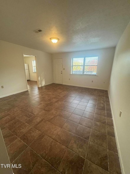 1001 Kiser Blvd, Unit 3-3401 in Greeneville, TN - Building Photo - Building Photo