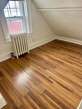 334 Midland Ave in Saddle Brook, NJ - Foto de edificio - Building Photo