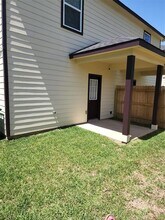 7927 Bowen St in Houston, TX - Building Photo - Building Photo