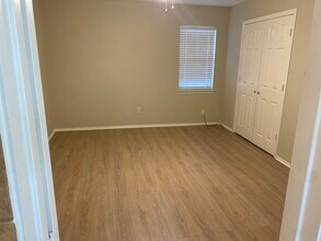 1725 Pecan Park Dr in Arlington, TX - Building Photo - Building Photo
