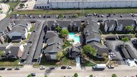 Star Beltway 8 Apartments in Houston, TX - Building Photo - Building Photo