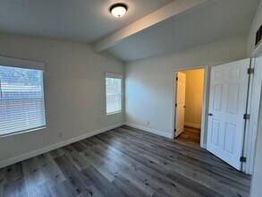 5553 Willows Rd in Alpine, CA - Building Photo - Building Photo