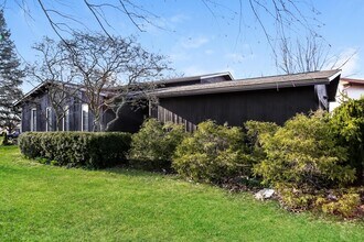 6285 Sharon Woods Blvd in Columbus, OH - Building Photo - Building Photo